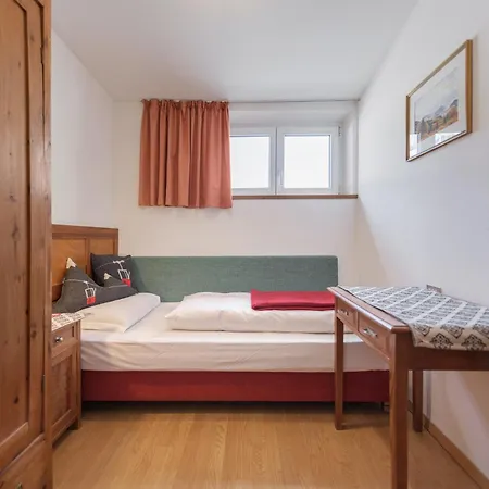 Apartments Heritage House Margherita Santa Cristina Val Gardena Room photo